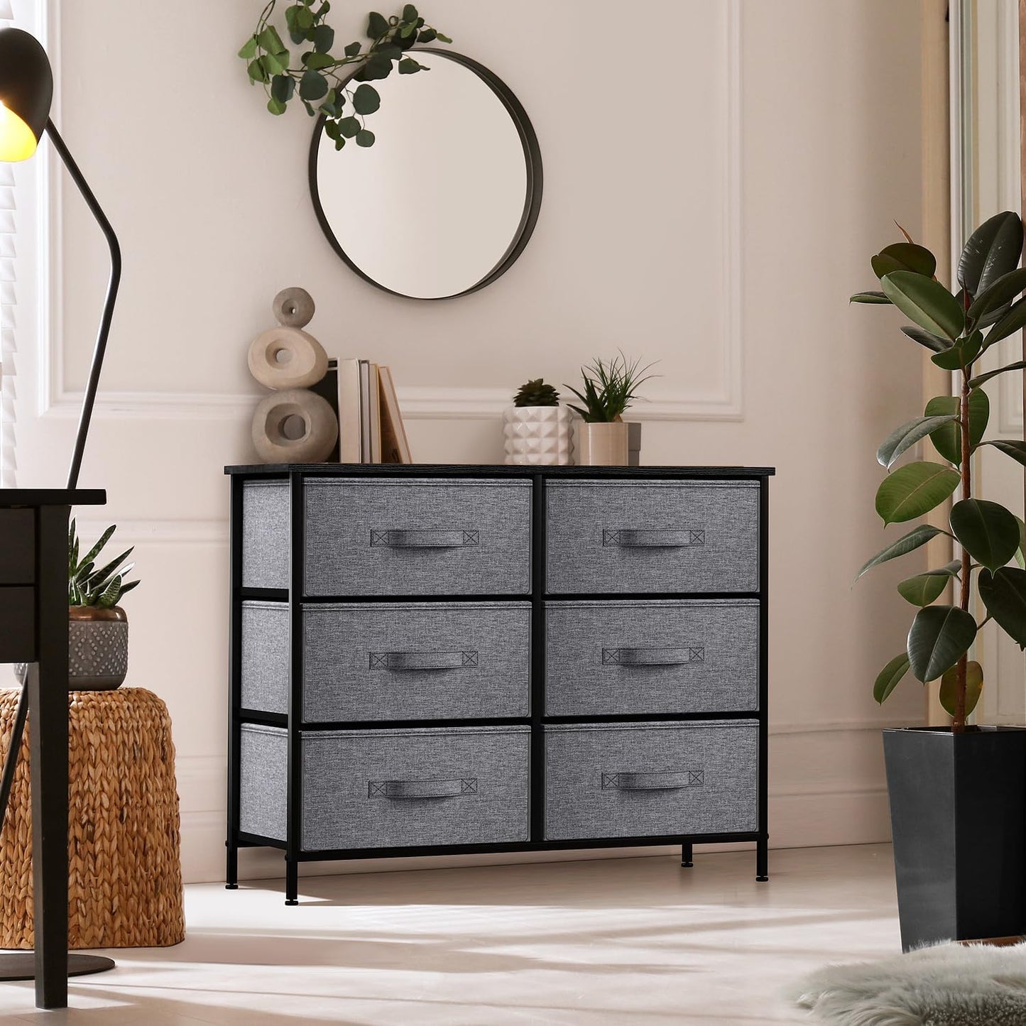 Chic 6-Drawer Dresser - Multi-Functional Organizer with Sturdy Steel Frame, Elegant Wood Top & Easy-Access Fabric Bins for Any Room